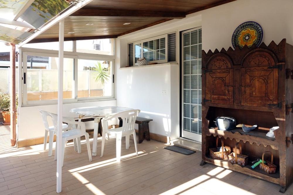 Appartamento Terrazza Con Vista Nettuno Esterno foto