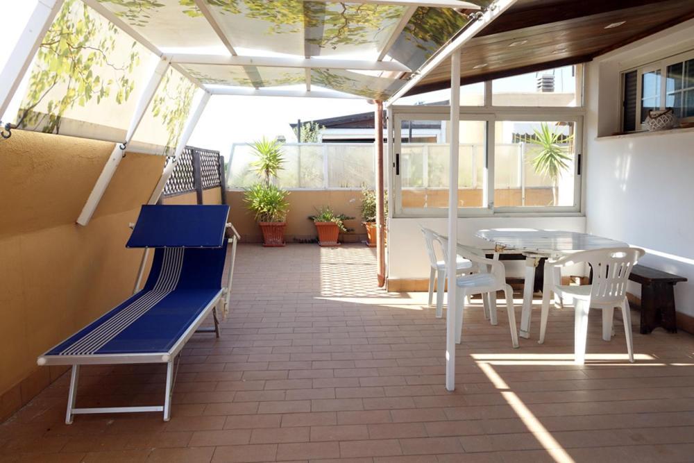 Appartamento Terrazza Con Vista Nettuno Esterno foto