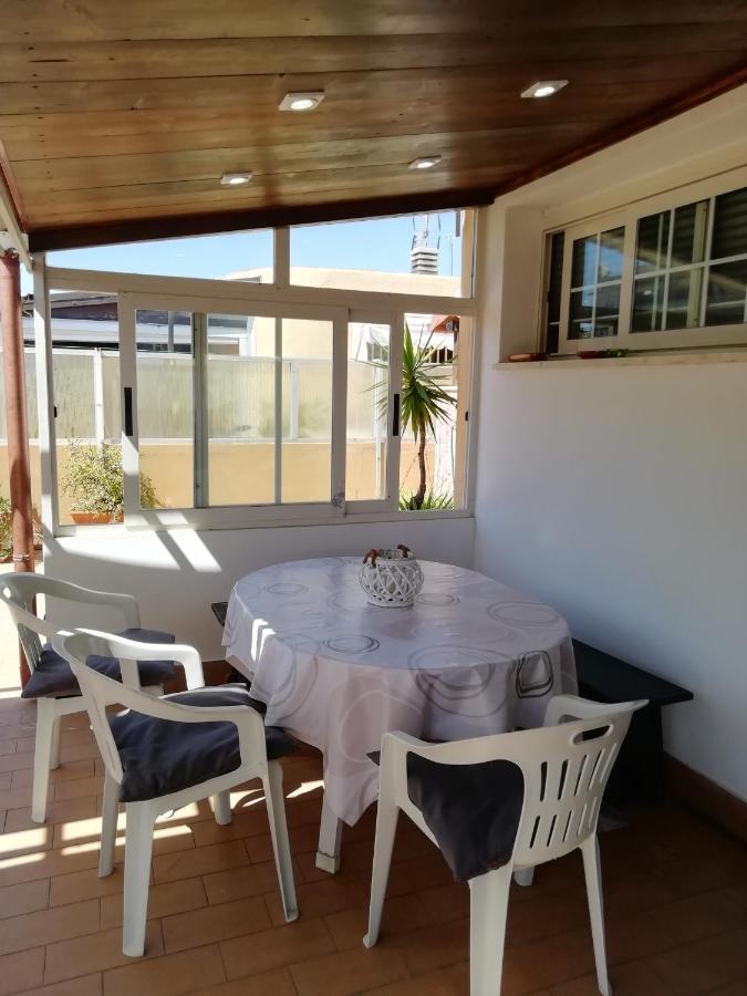 Appartamento Terrazza Con Vista Nettuno Esterno foto